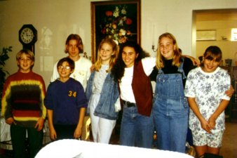 Unknown-date-cousins.jpg